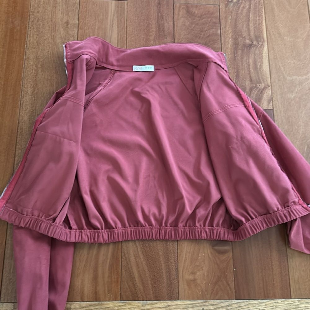 ROMWE Raspberry‎ Cropped Bomber Zip Up Jacker Size S - Picture 8 of 9